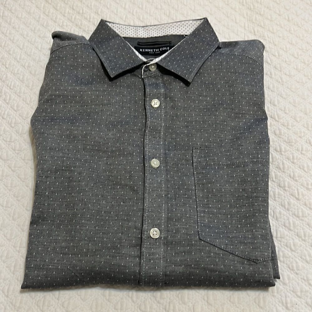 Men’s Kenneth Cole New York Long Sleeve Button Down Shirt - Size Medium